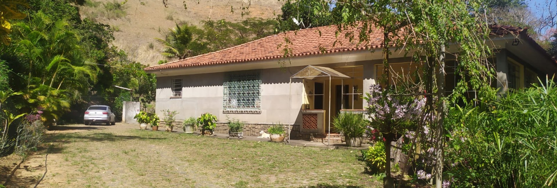 SÍTIO À BEIRA DA BR 393